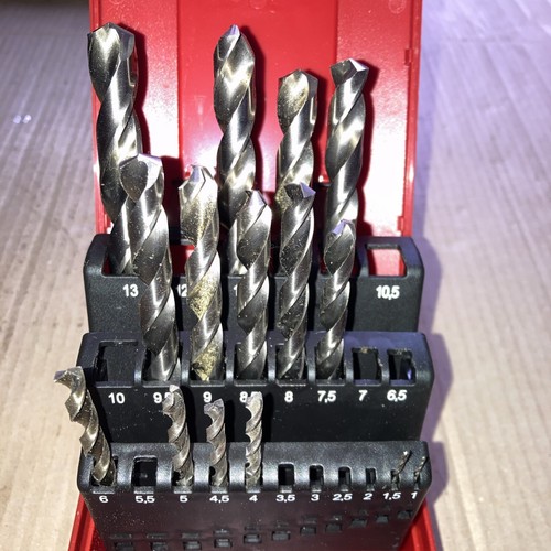 Incomplete part set of - part,